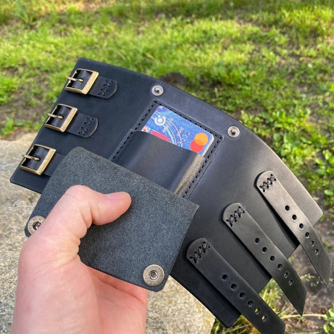 The Wrist Wallet