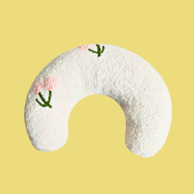 Plush Dog Bed with Soothing Pattern for Pet Calm