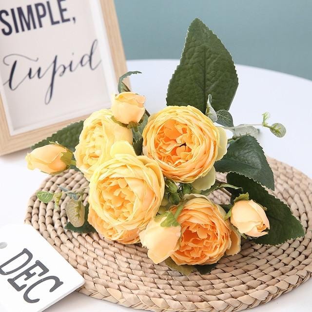 Beautiful Fresh Flower Centerpiece for Home Decor