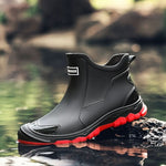 Rugged Grip Comfort for Wet Outdoor Conditions