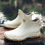 Rugged Grip Comfort for Wet Outdoor Conditions