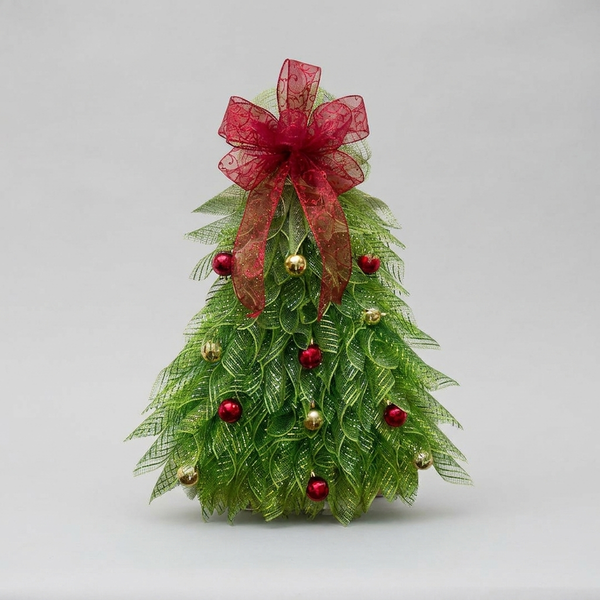 MERRYLOOP – Christmas Wreath Decor for Joyful Table Styling