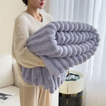 VELVETREST – Plush Blanket for Relaxed Evening Comfort