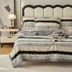 WARMCOCOON – Double-Layer Blanket for Comfortable Evenings