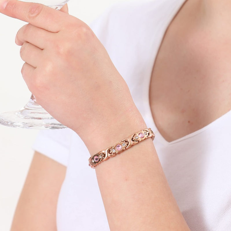 Luxurious Gold Plated Magnet Clasp Bracelet