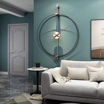 Classic Silent Desk Clock with Traditional Style