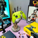 CyberGrip™ - Sci-Fi Controller Stand