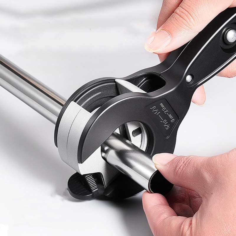 Stylish Cutting Tool Set - Dotisk