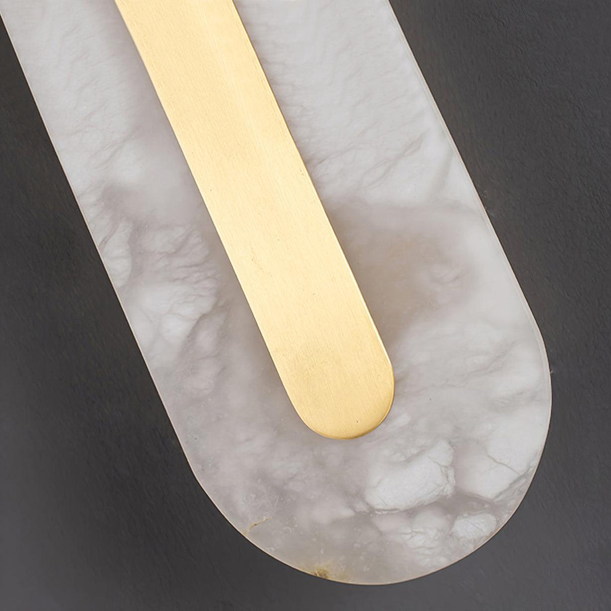 Alabaster Wall Sconce with Brass Accents – Modern LED Fixture for Living Room, Hallway & Bedroom