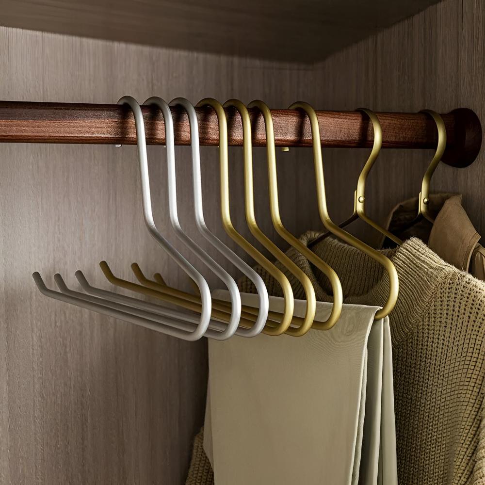 Milo Wardrobe Hangers - Durable Metal, Non-Slip Design