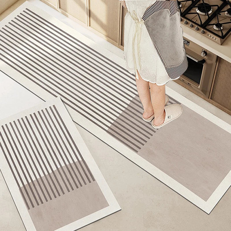 Elegant Home | Non-Slip Bath Mat with Absorbent Velvet Surface | Modern Bathroom Rug for Safety and Comfort