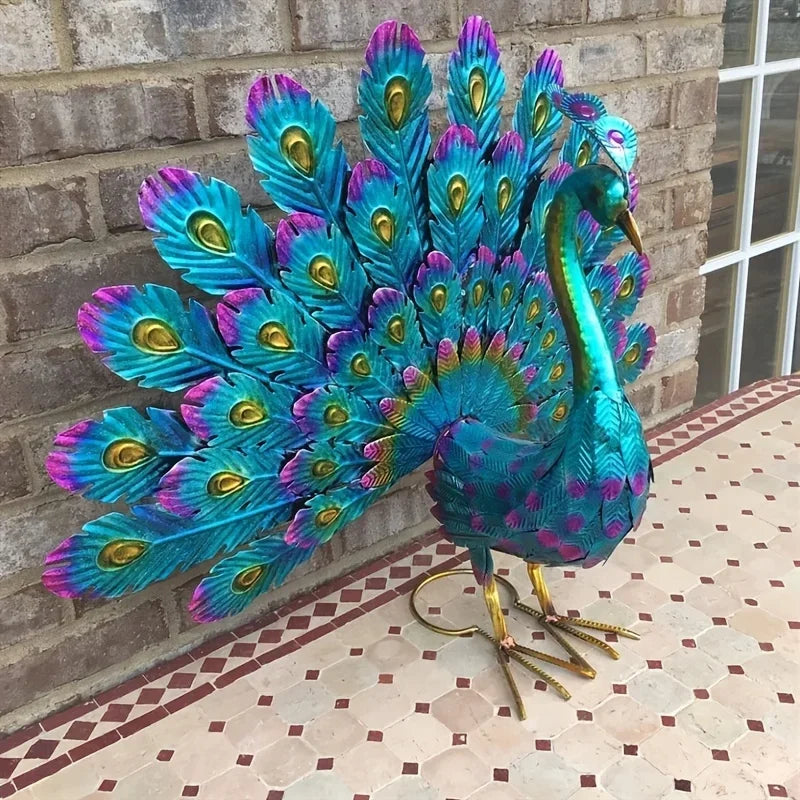 RegalFeather™ - Majestic Peacock Sculpture