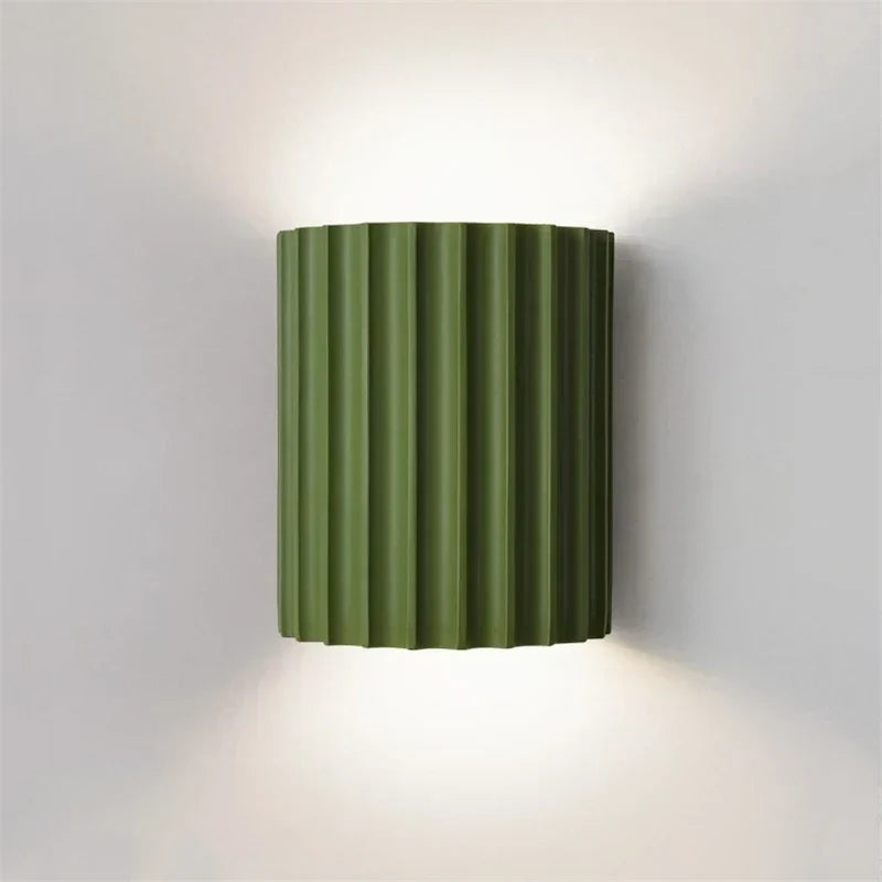 Textured Resin Wall Sconce with Upward & Downward Glow – Modern Ribbed Design for Bedroom, Living Room, Hallway – E27 Socket