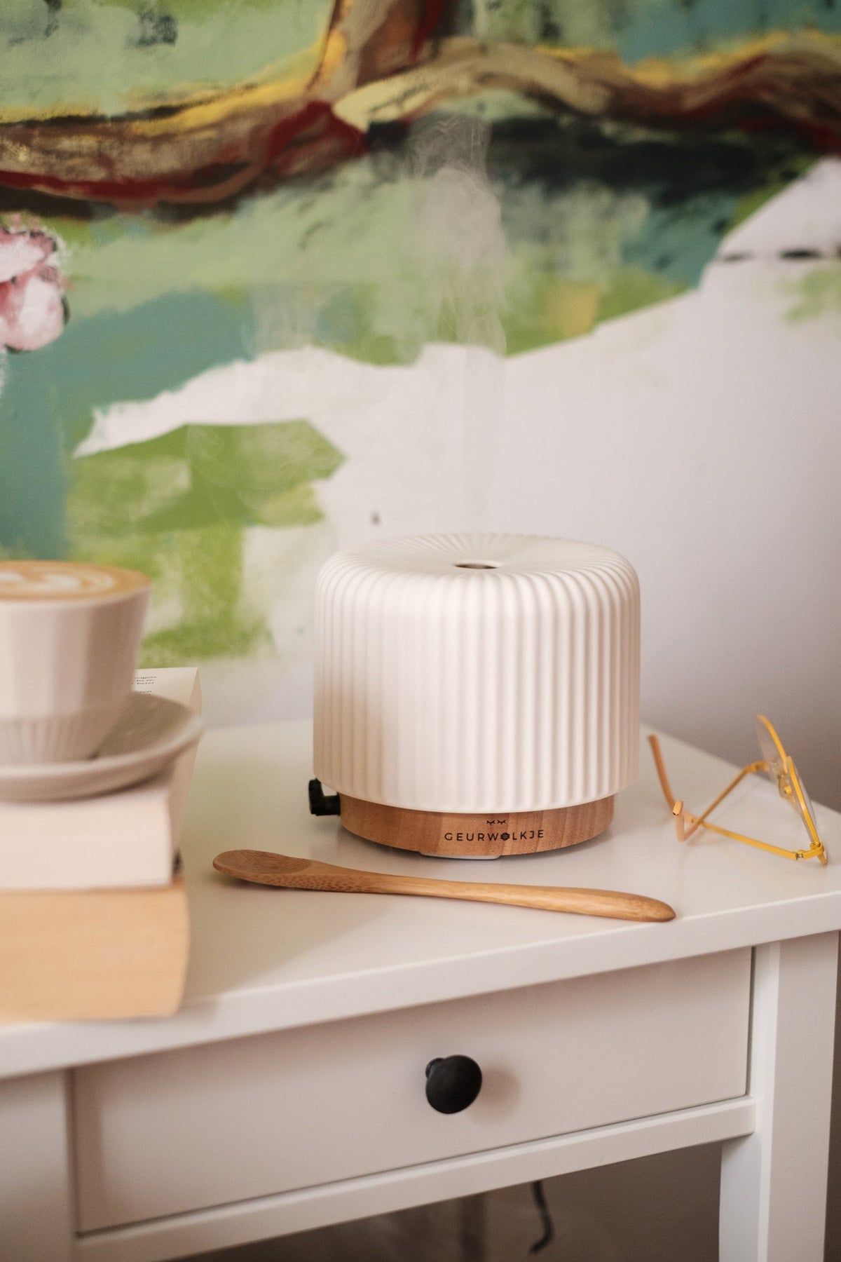 Ceramic Fragrance Diffuser with Ultrasonic Mist Technology, 200mL Capacity & LED Ambient Light for Home, Bedroom & Office